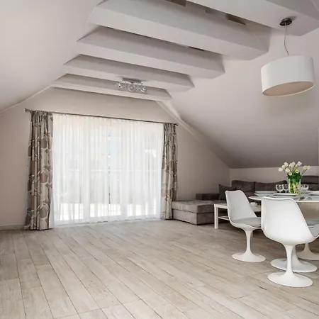 Panorama - Czarna Gora Resort By Sun & Snow Z Basenem I Sniadaniem Sienna  Exterior photo