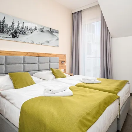 Panorama - Czarna Gora Resort By Sun & Snow Z Basenem I Sniadaniem Sienna  Exterior photo