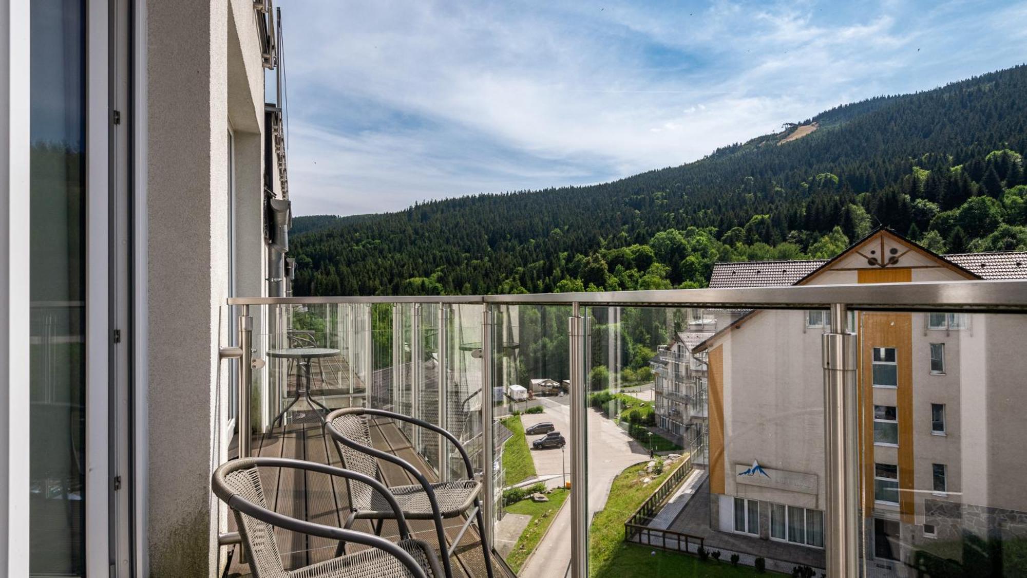 Panorama - Czarna Gora Resort By Sun & Snow Z Basenem I Sniadaniem * Sienna (Klodzko)