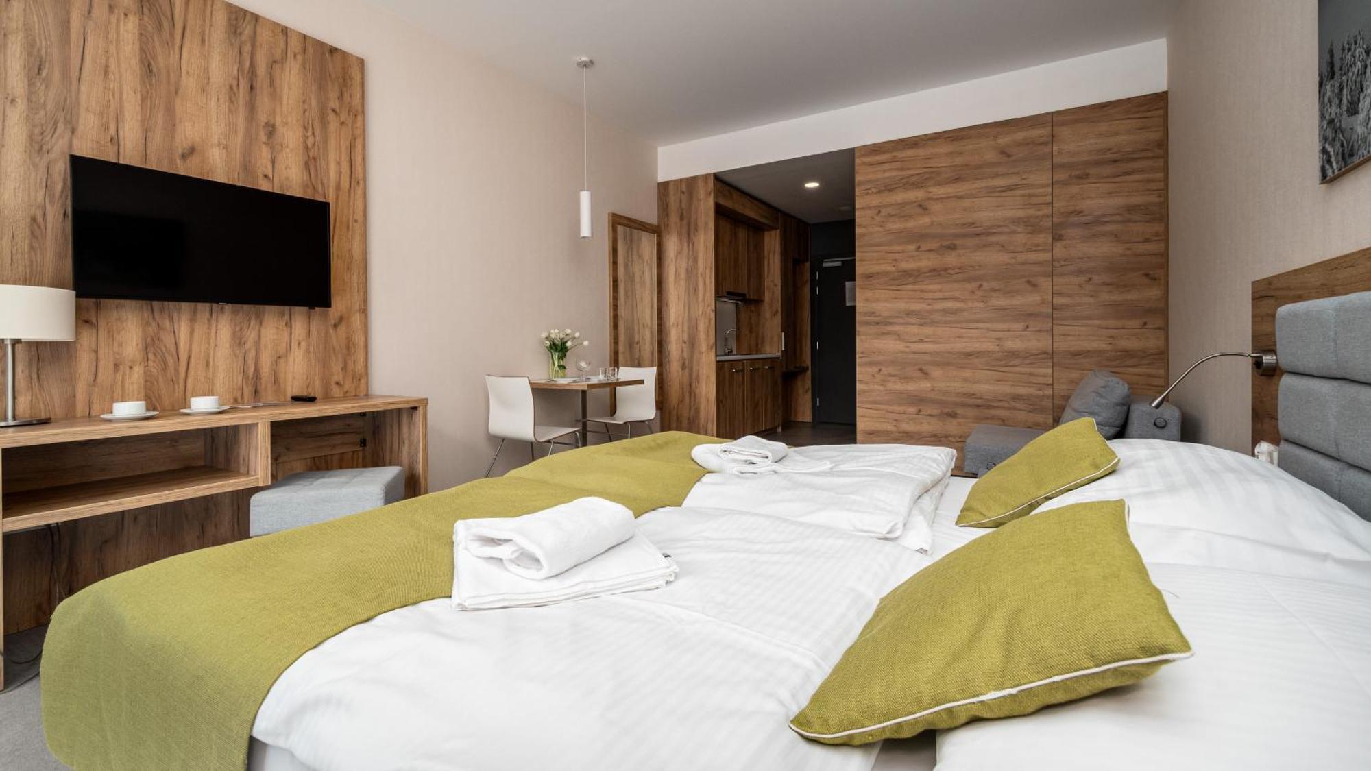 Panorama - Czarna Gora Resort By Sun & Snow Z Basenem I Sniadaniem